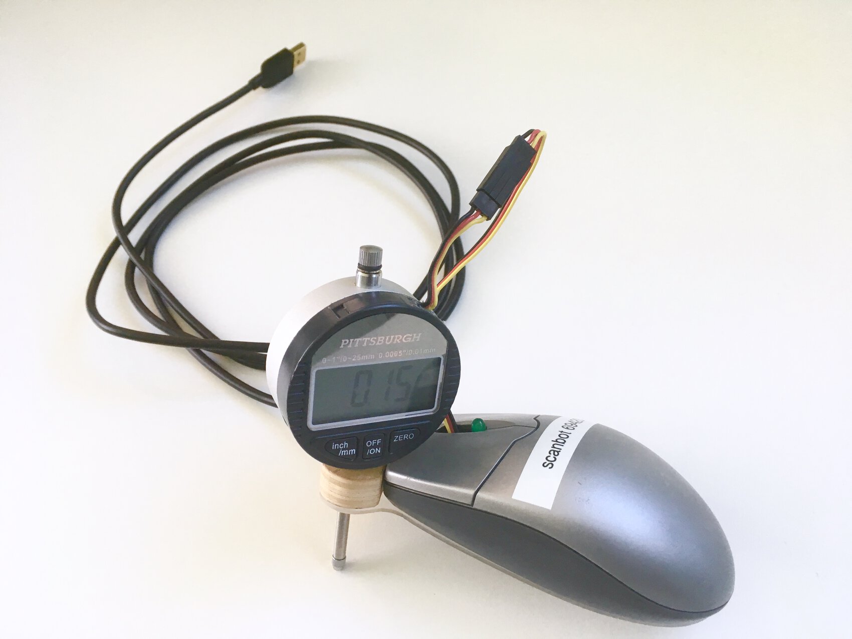 Scanbot looks like a mouse